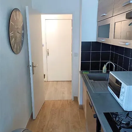 Apartment Refait A Neuf Avec Piscine Sur