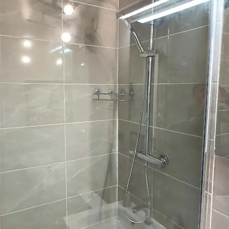 Refait A Neuf Avec Piscine Sur *