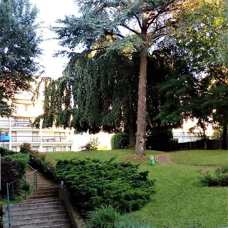 Refait A Neuf Avec Piscine Sur